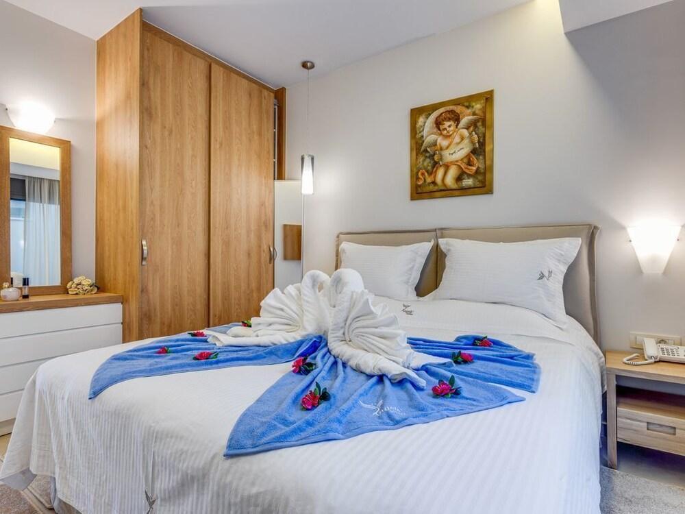 Angels Suites Platanés Екстериор снимка